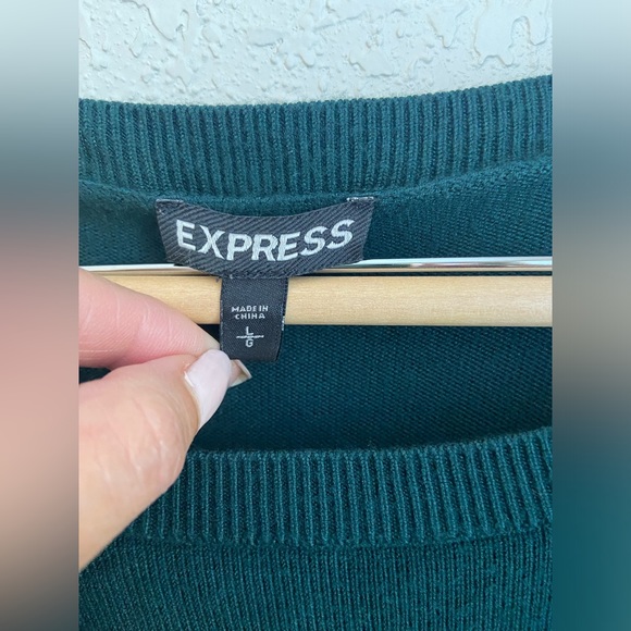 NWOT, Express Stretchy Knits Green Long Bell Sleeve Dress Waist Tie Accents Sz L - Picture 5 of 12